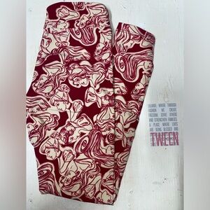 Disney Lularoe leggings. Tween size. Disney princess print. EUC.